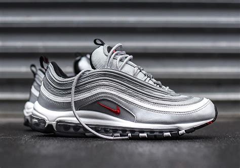 zilver nike|silver bullet Nike air max.